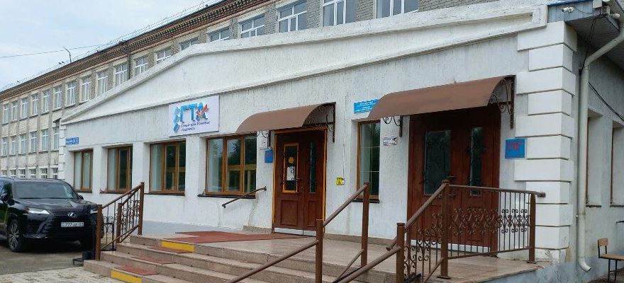 Здание Гуманитарно-техническая академия