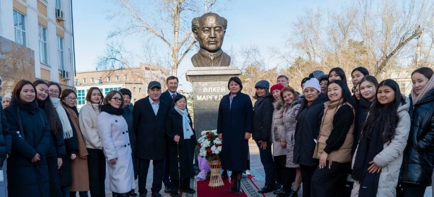 Здание Павлодарский Педагогический Университет имени Әлкей Марғұлана
